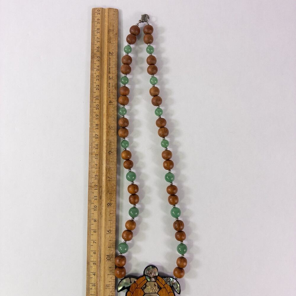 Lee Sands Turtle Necklace Abalone Inlay Bayong Wood Jade Beads 22" w/ Box - Picture 7 of 10